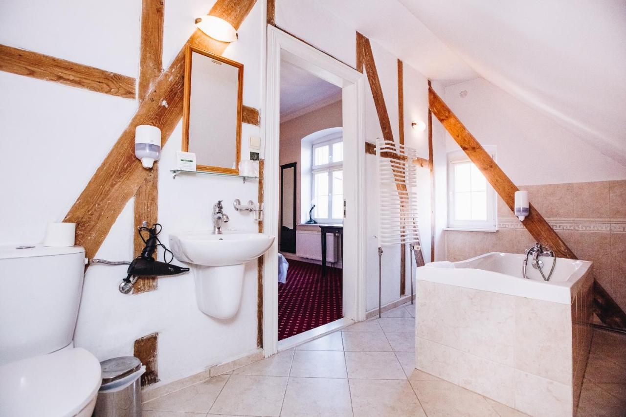 Palac Spichrz Borcz Exteriör bild